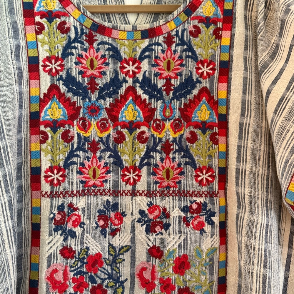 Savanna Jane Multicolor Embroidered Striped Blouse S/M - Picture 2 of 5